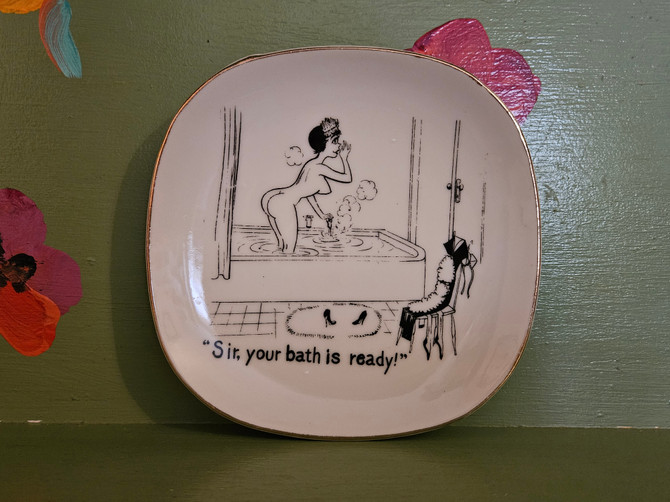 Vintage ashtray plate sir your bath is ready nude pinup maid Vintage ashtray plate sir your bath is ready nude pinup maid