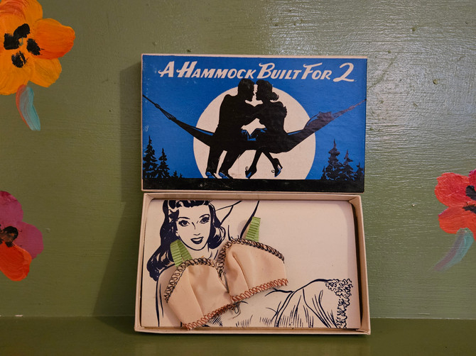 Vintage gag gift box a hammock built for 2 bra boobs pinup