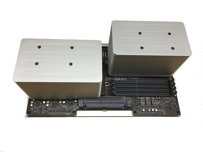 Mac Pro A1289 動作確認済み Apple Mac Pro 2011 A1289 QC Xeon 2.4GHz *2/16.0GB/1.0TB/Radeon HD