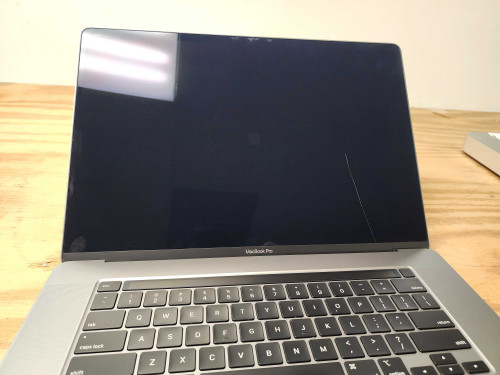 Apple MacBook Pro 16-inch 2.4GHz Eight-core i9 (Retina, Late 2019