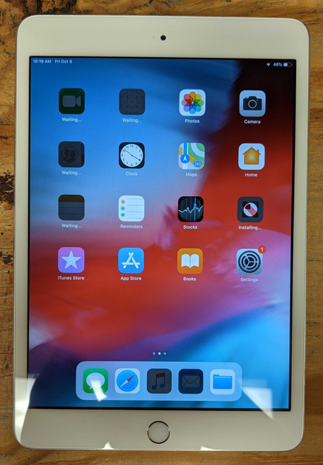 iPad mini 3 64GB Wifi + Cellular Silver (2014) - Refurbished product