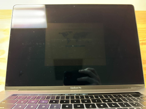 Fair Condition*: Apple MacBook Pro 15-inch 2.2GHz Six-Core i7 (Mid 2018,  Space Gray) MR932LL/A