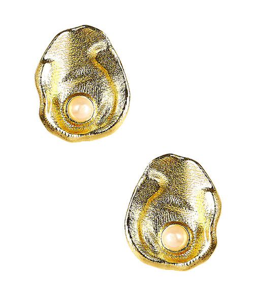 Oyster Stud in Gold