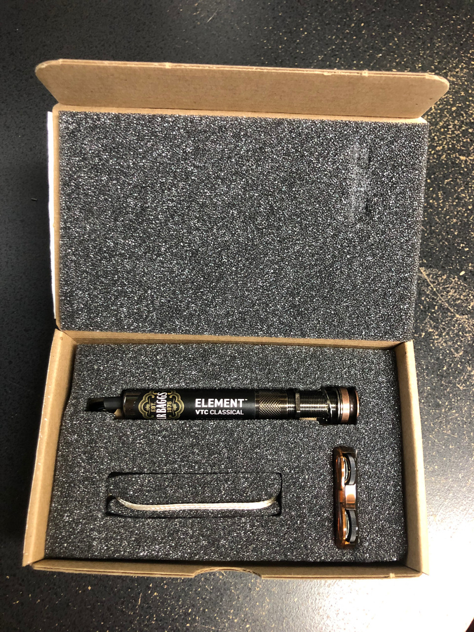 LR Baggs Element Active System- VTC for Nylon String Guitars - La