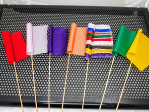 BANDERA DE TELA CLOTH FLAG 4" x 5" BANDERA DE TELA CLOTH FLAG 4" x 5"