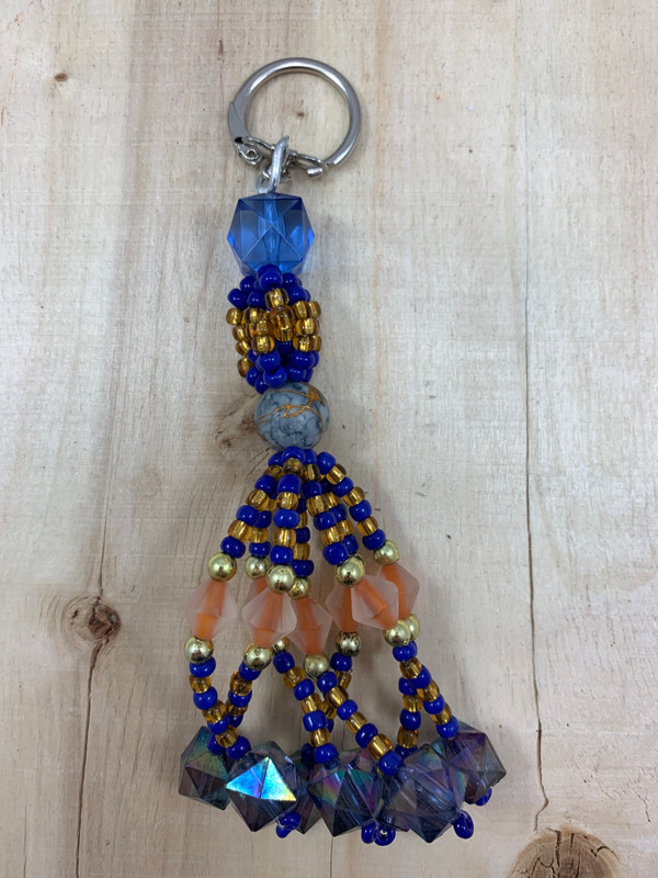 LLAVERO ORISHA BEAD KEYCHAIN