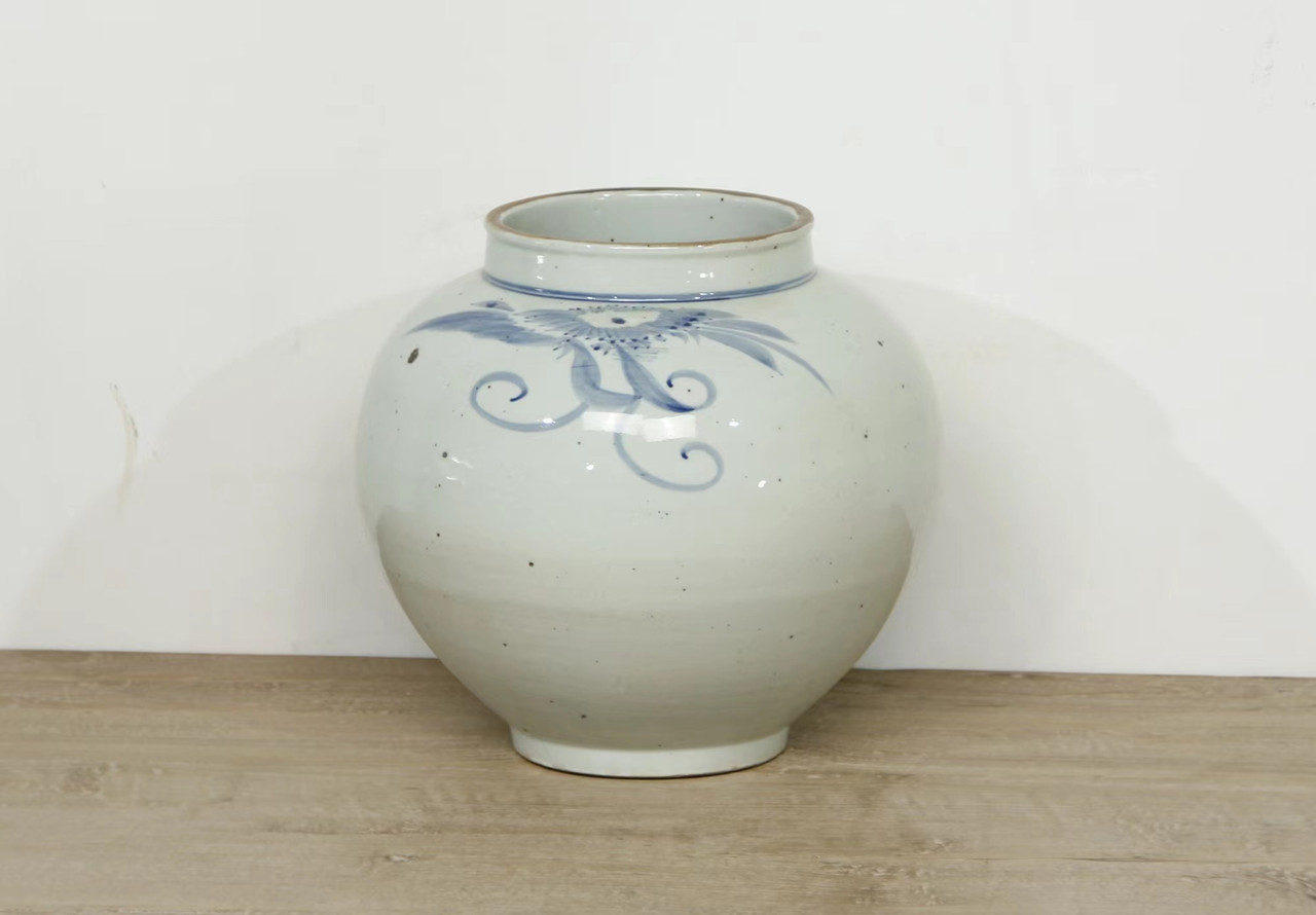 10" Vintage Style Blue and White Round Vase with Floral Print Lilys