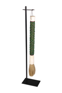 Green CALLIGRAPHY BRUSH WITH IRON STAND Green CALLIGRAPHY BRUSH WITH IRON STAND