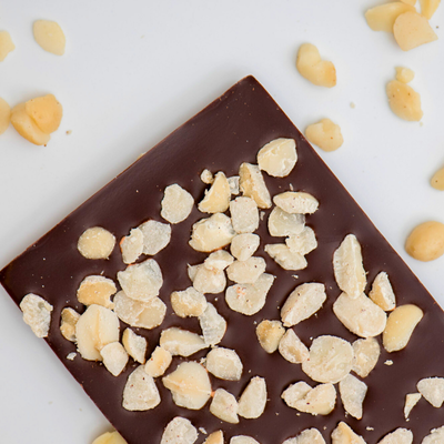 The Macadamia Duo – Macadamia Dark & Milk Chocolate Tasting Pack.