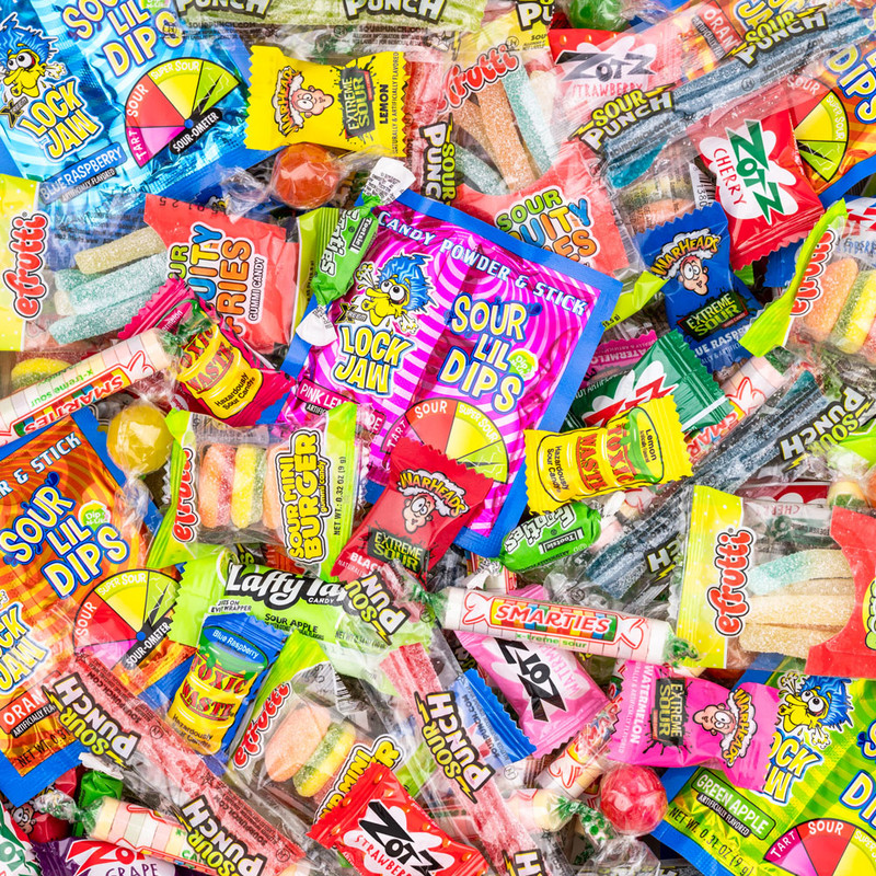 World's Biggest Sour Candy Necklace (24 ct) - CandyMachines.com