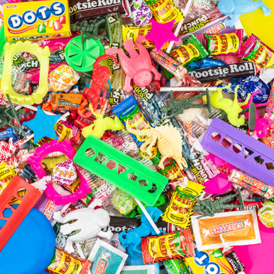 キャンディーズ　CANDIES HISTORY Starter Toy & Candy Crane Mix (4068 ct) - CandyMachines.com
