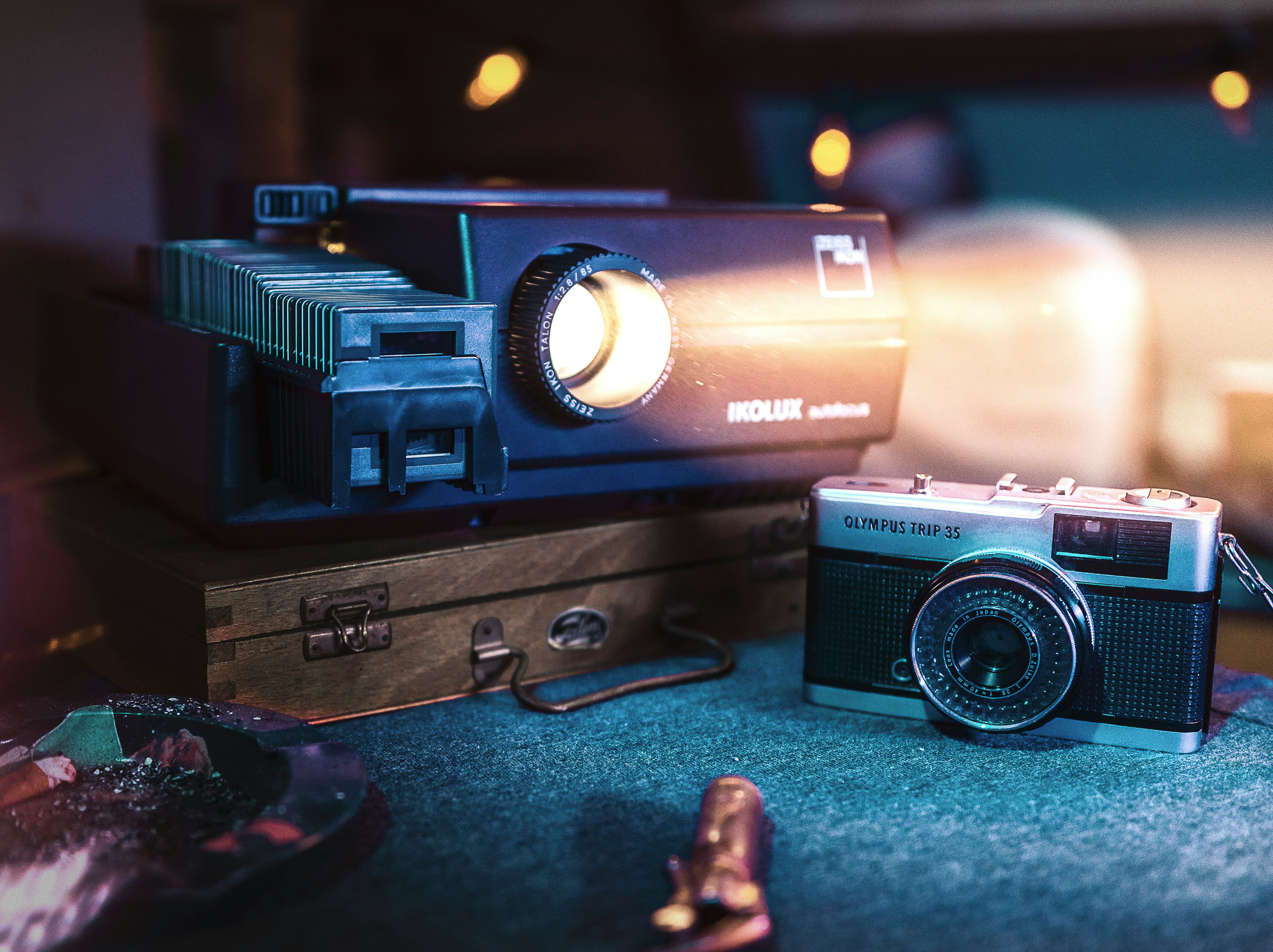 PROJECTORS