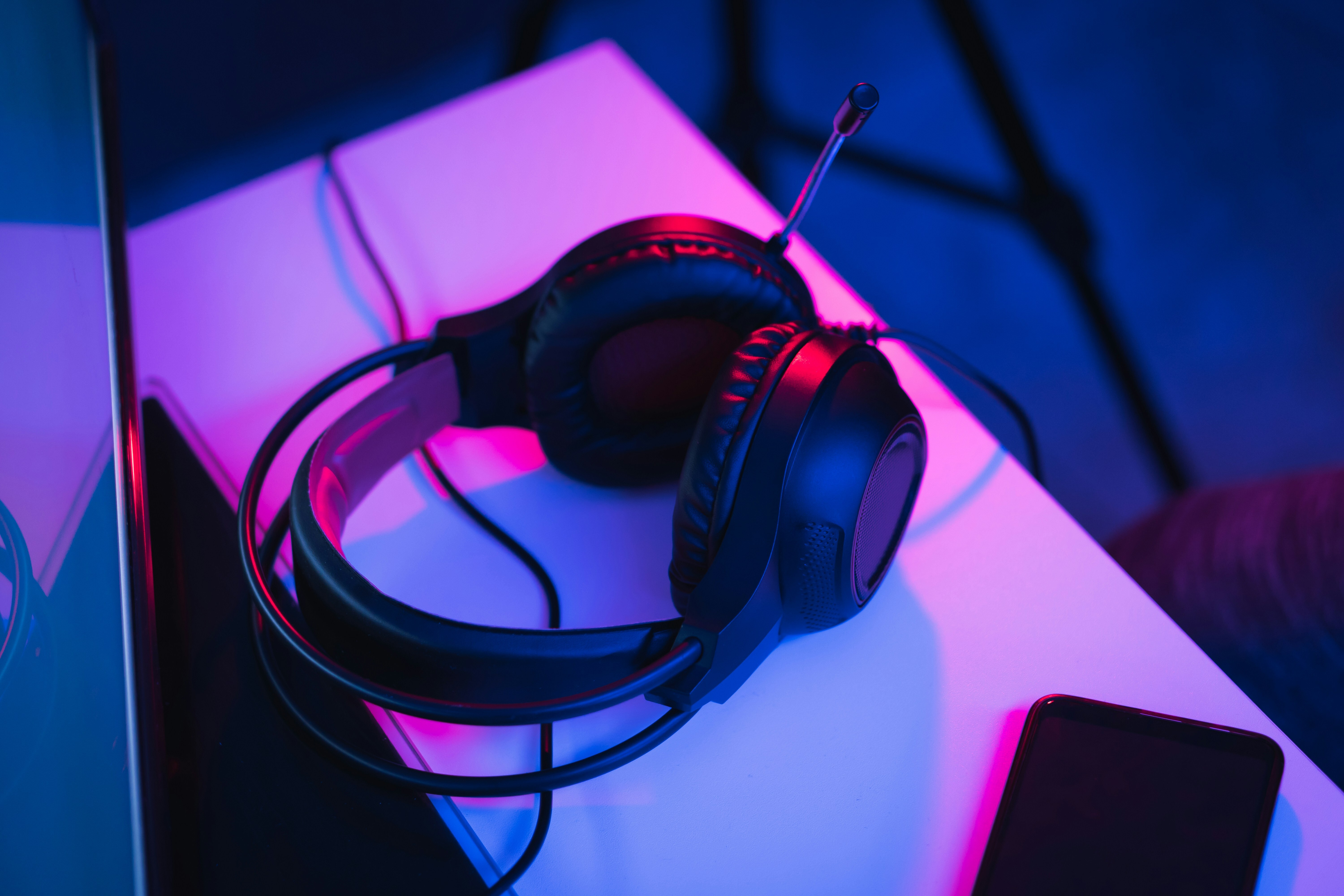 HEADPHONES