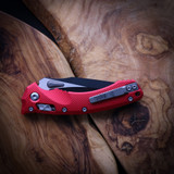 Microtech Amphibian Ram-Lok S/E Black Part Serrate Fluted Aluminum Red