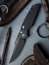 ProTech Tactical Response 3, Clip Point Auto, Fish Scale Black Handle, Black Blade TR-3-X1-M