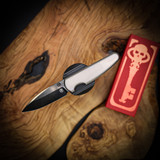 Chaves Knives Phase 229 - Brad Blount Design, Stonewash Red Label, Integral Bright DLC Drop Point Knife