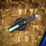 Chaves Knives C.H.U.B. Flipper Black PVD Linerlock Green Ti Blue Label Aluminum Knurled Razor Blade CK-7C2-5C6B-2D1-GR