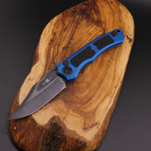 Heretic Knives Wraith V4 Bowie DLC Magnacut Blue Tactical Chassis H002-6A-BLU. Heretic Knives Wraith V4 Bowie DLC Magnacut Blue Tactical Chassis H002-6A-BLU.