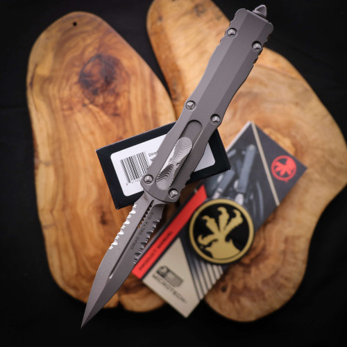 Microtech Dirac Delta DE Natural Clear Apocalyptic Partial Serrated 227-11APNC