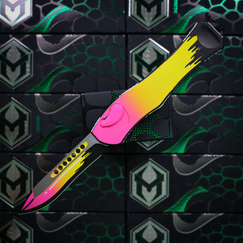 Heretic Knives Hydra V4 Recurve Cel Shade Pink Lemonade H408-CS-PL