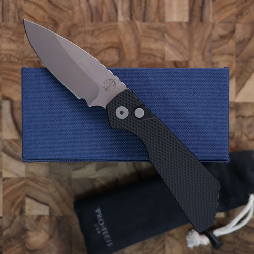 Protech Knives PT+ Strider Auto Black Textured Handle, Stonewashed Blade And Button Magnacut PTK-PT+2-U Protech Knives PT+ Strider Auto Black Textured Handle, Stonewashed Blade And Button Magnacut PTK-PT+2-U