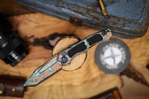 Heretic Knives Wraith V4 Tanto Auto Cel Shade Shipwreck H100-CS-SHIP