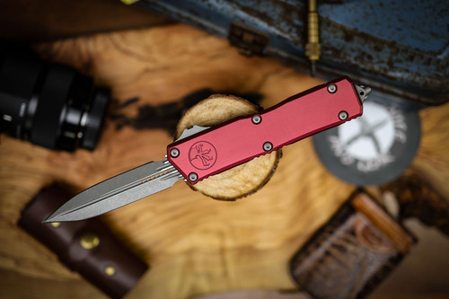 Microtech Scarab II Gen III Executive Double Edge Apocalyptic Standard Merlot 1175-10APMR