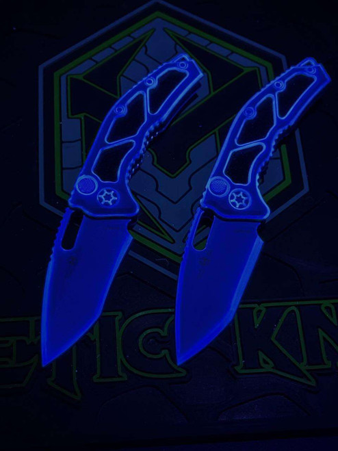 Heretic Knives Medusa Auto Tanto Secret Cel Shade H011-CS-SC