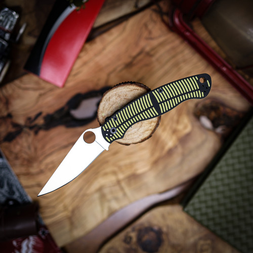 Spyderco Military 2 Salt Yellow/Black G-10 CPM Magnacut Plainedge