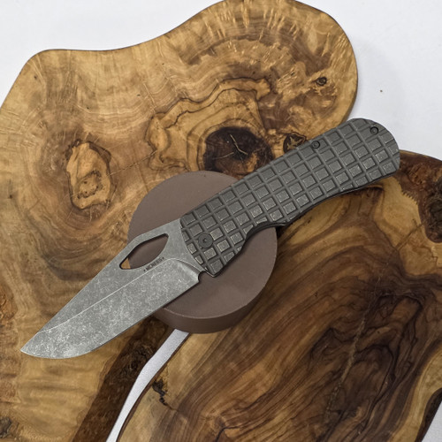 MCNEES KNIVES 3.75  DIXON FRAG, STONEWASHED HARDWARE
