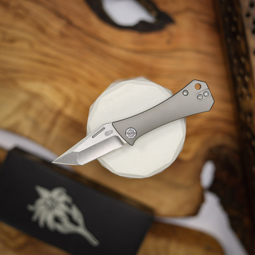 AUXILIARY MANUFACTURING COFFIN TANTO SLIPJOINT FULL TI