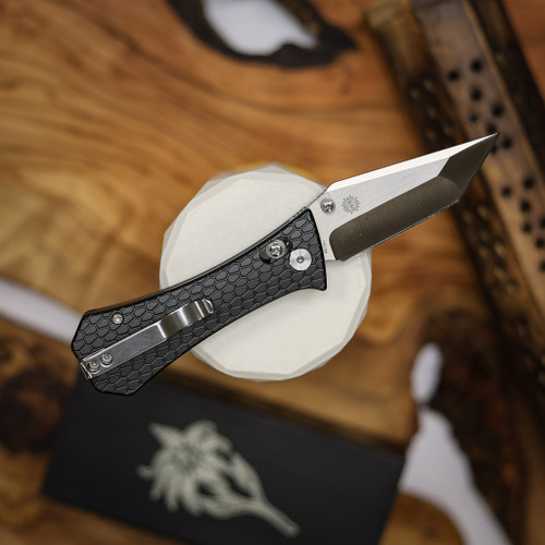 AUXILIARY MANUFACTURING COFFIN TANTO CROSSBAR FOLDER GREY ALUMINUM