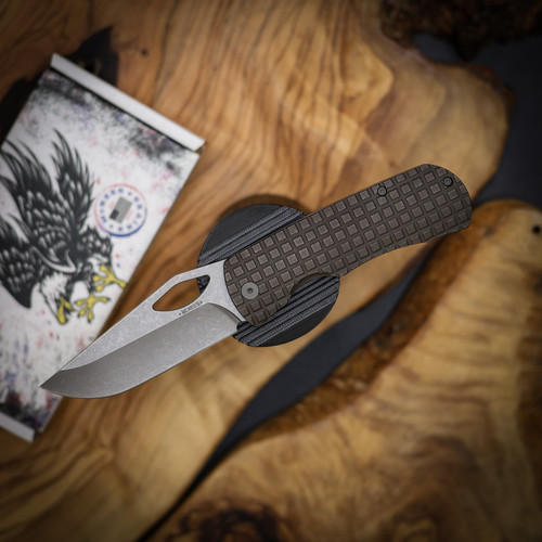 MCNEES KNIVES LITTLE DIXON FRAG 3.25", BRONZE HANDLE, STONEWASHED BLADE, STONEWASHED HARDWARE, MAGNACUT