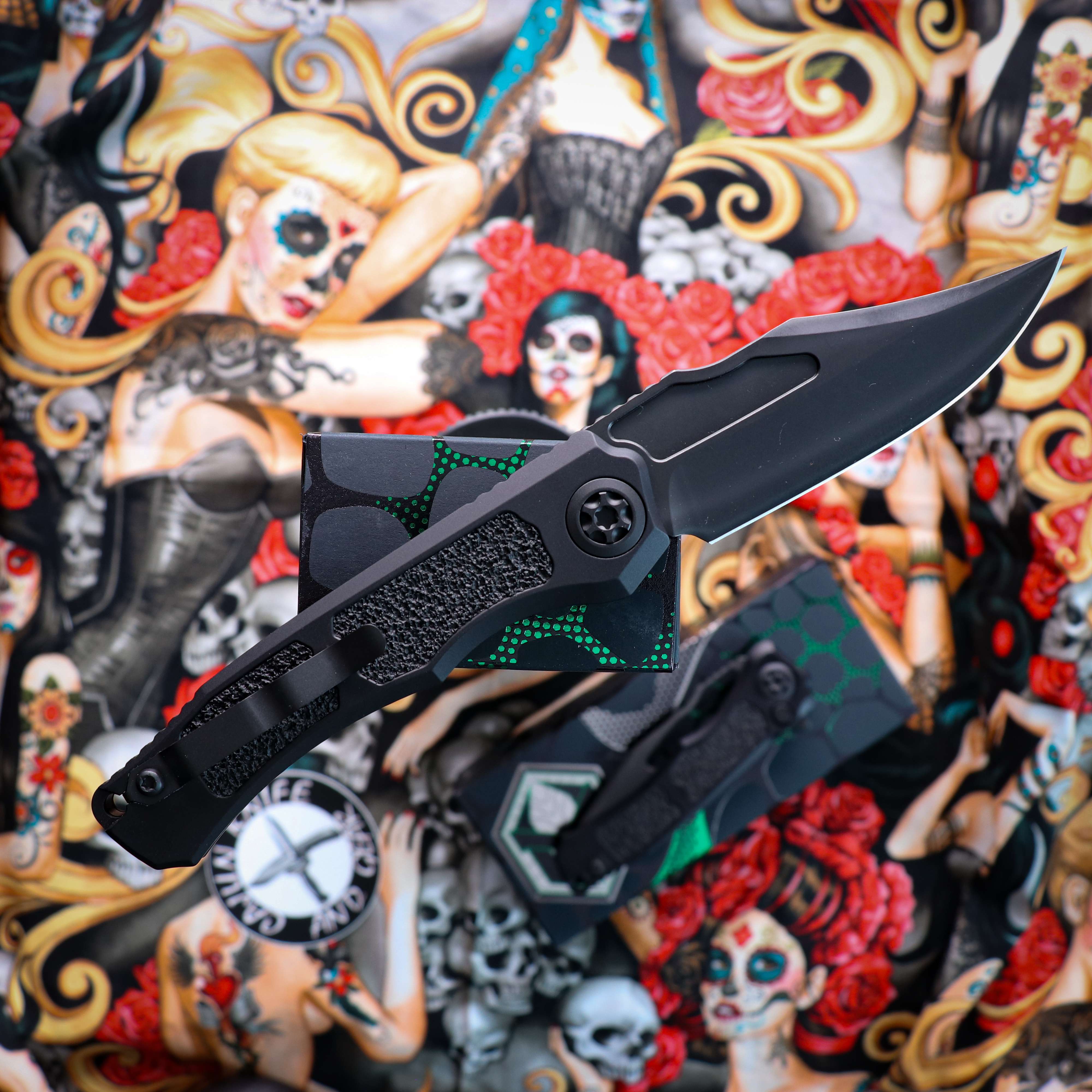 Heretic Knives Wraith V4 Bowie - DLC Magnacut Black Blade