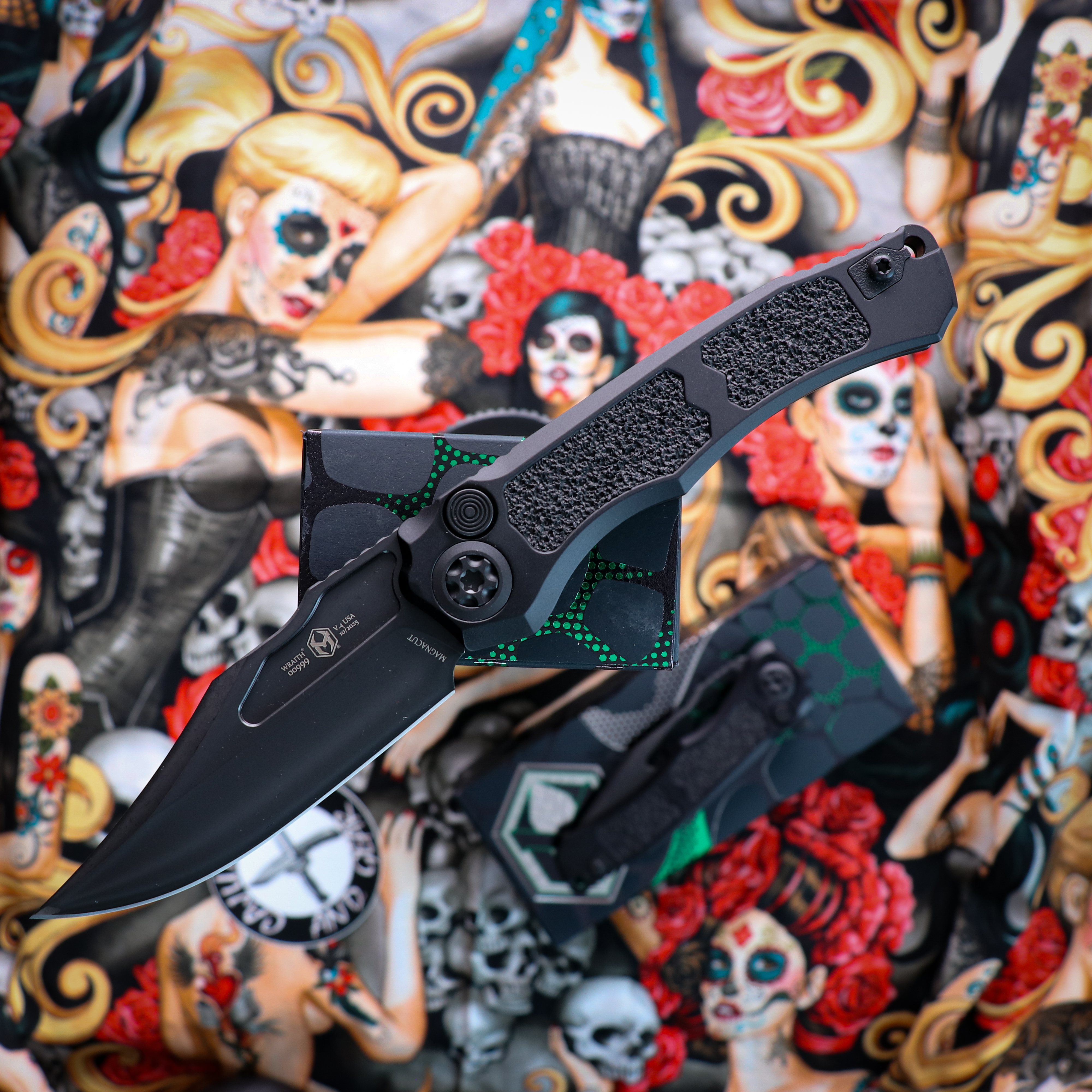 Heretic Knives Wraith V4 Bowie - DLC Magnacut Black Blade | H002-6A-T