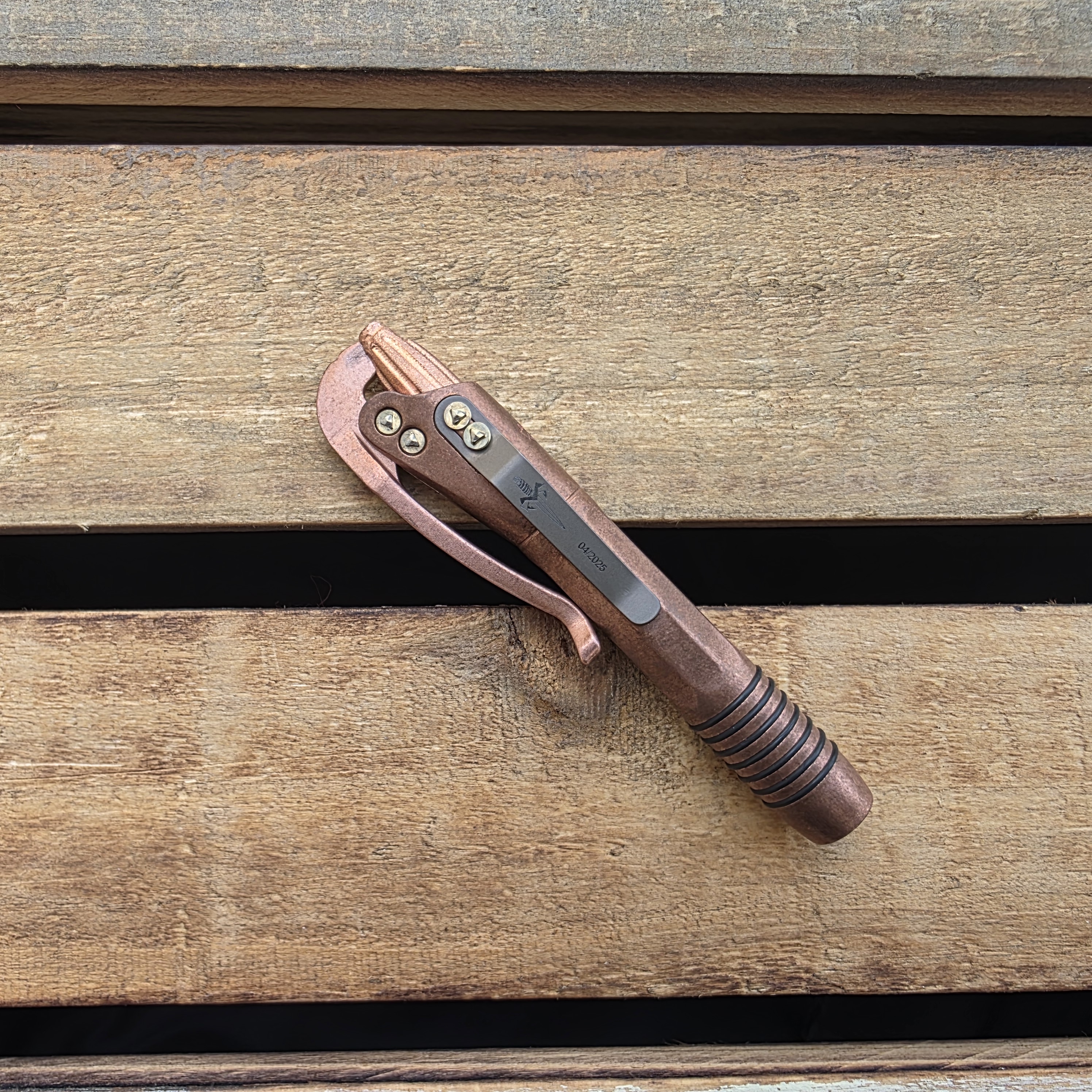 Microtech Siphon II Cryo Ice Copper Pen - Elegant & Durable