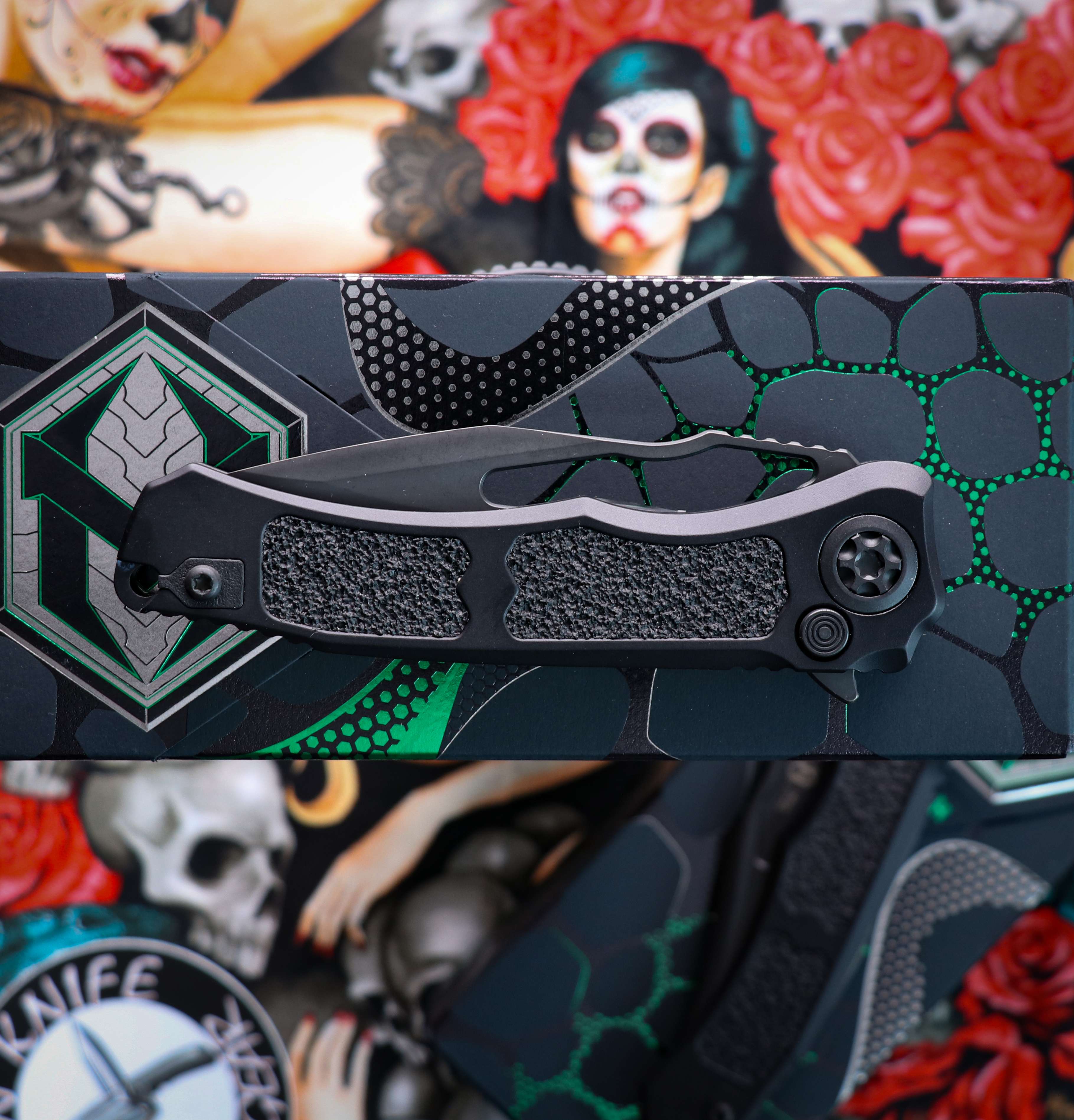 Heretic Knives Wraith V4 Manual Black DLC Clip Point