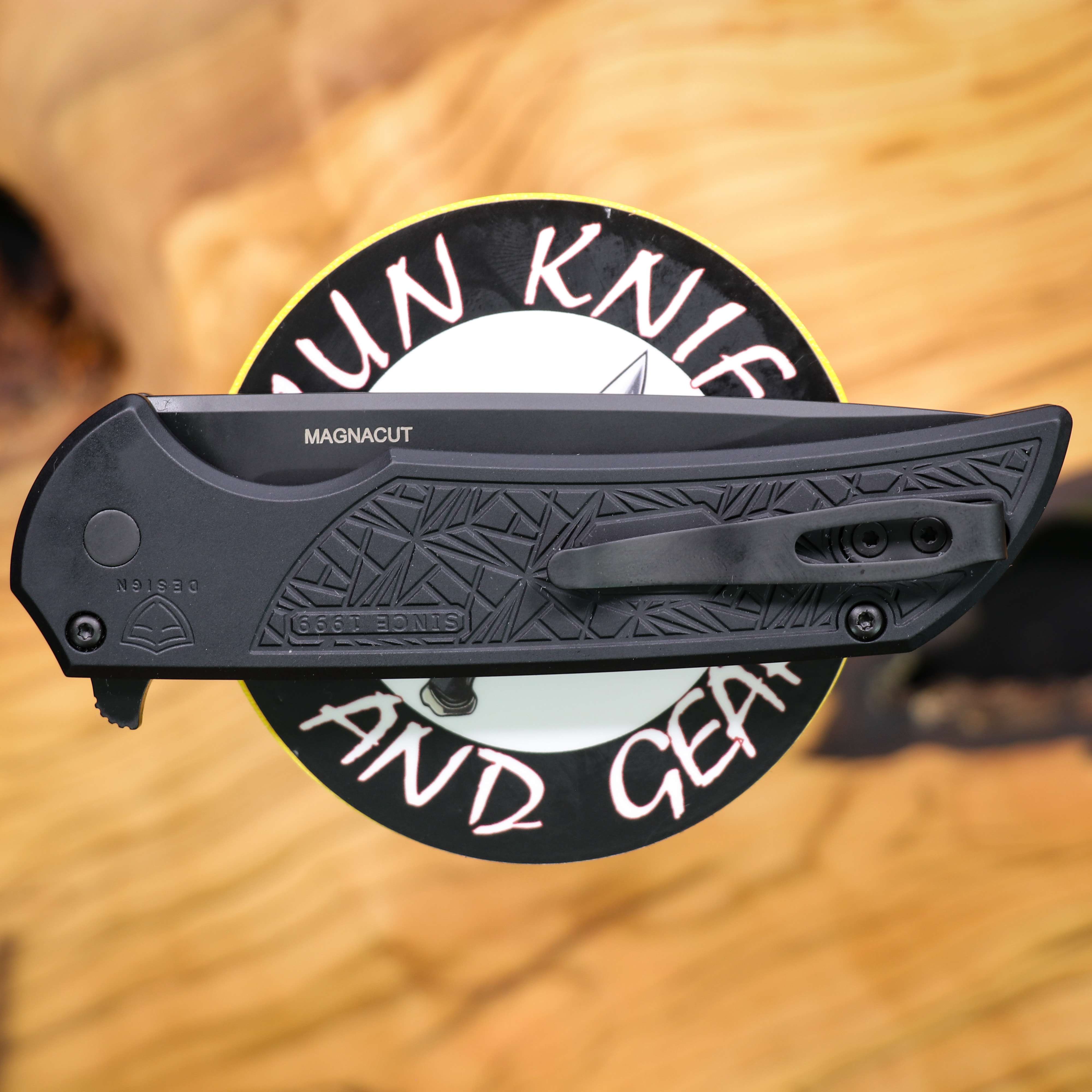 Protech Knives Mordax NEXUS Black - DLC MagnaCut Blade for