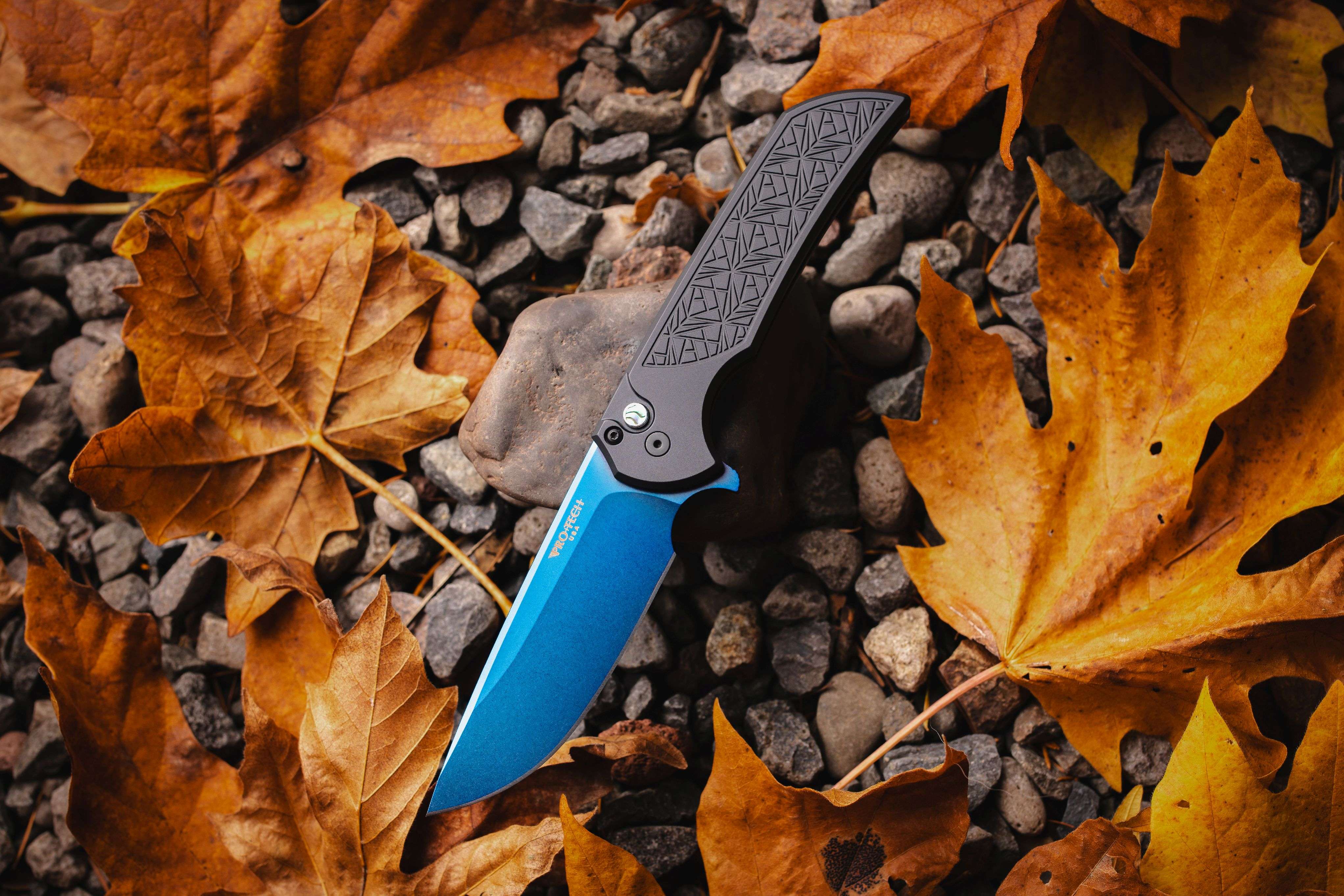 ProTech Mordax Knife: Sapphire Blue PVD Magnacut Blade & Textured ProTech Mordax Knife: Sapphire Blue PVD Magnacut Blade & Textured
