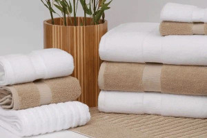 Bath Towel XL Green Thread 27x60 White (16 lbs.)(3dz)(DS#) Bath Towel XL Green Thread 27x60 White (16 lbs.)(3dz)(DS#)