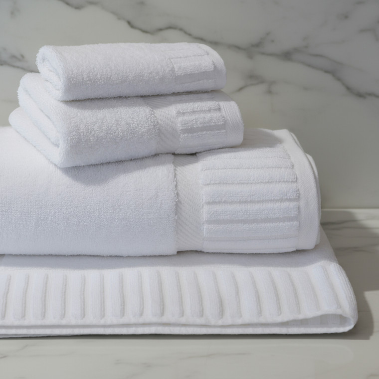 Bath Mat Royale Piano 13x13 White (10.35 lbs.) (4dz)