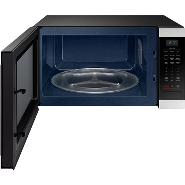 Samsung 1.9 CuFt 950 Watt Stainless Steel Countertop Microwave