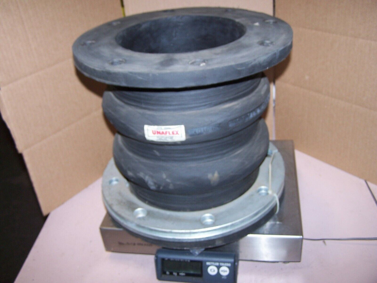 NEW UNAFLEX 8" DIAMETER RUBBER FLEXIBLE EXPANSION JOINT 13" FLANGE