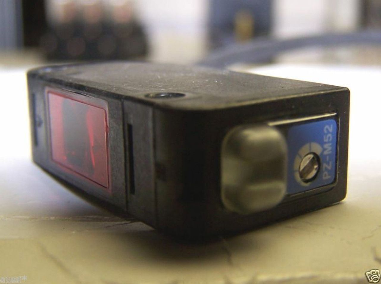 PZ-M52 送料無料 1pcs NEW PZ-M52 M8 penetration type photoelectric sensor