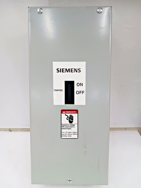 Siemens ITE 100 Amp Circuit Breaker Enclosure 600 VAC / 500 VDC E2N1S Siemens ITE 100 Amp Circuit Breaker Enclosure 600 VAC / 500 VDC E2N1S