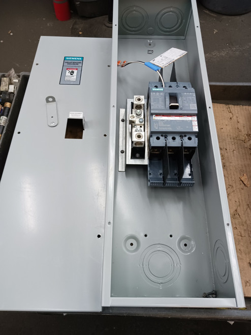 New Siemens 110 Amp Enclosed Circuit Breaker 3VA5211-5ED36-E01 3VAE250N1S