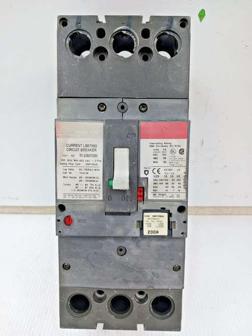 GE 250 Amp Circuit Breaker 3 Pole 600 VAC SFLA36AT0250 W/ 200 Amp Plug *Flaw* GE 250 Amp Circuit Breaker 3 Pole 600 VAC SFLA36AT0250 W/ 200 Amp Plug *Flaw*