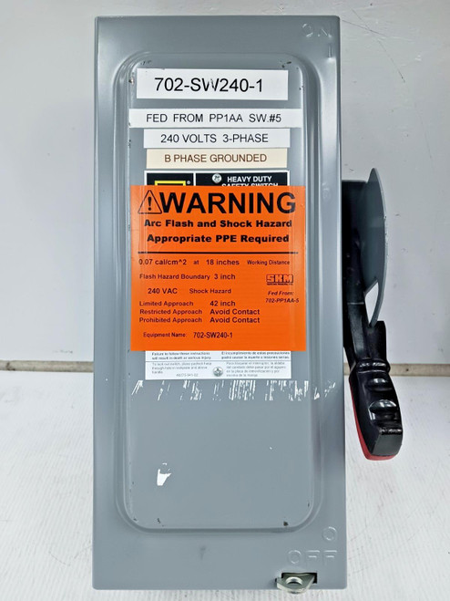 Square D 60 Amp Fusible Safety Switch 3 Pole 240 VAC / 250 VDC H322N