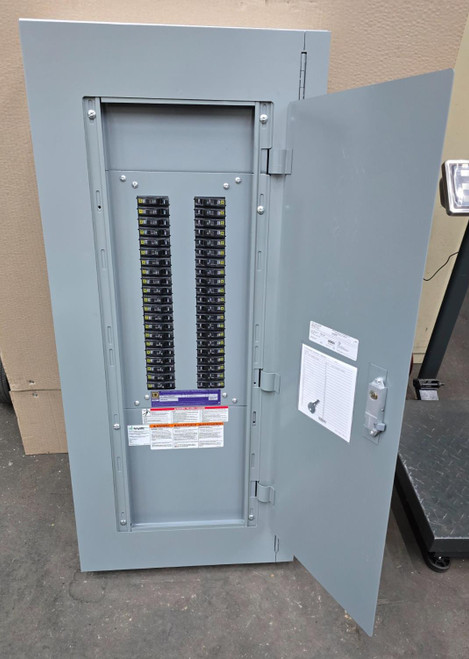 New Square D 225 Amp Main Lug NQ Panelboard 208Y/120 VAC 3 Phase 4 Wire NQ442L2C