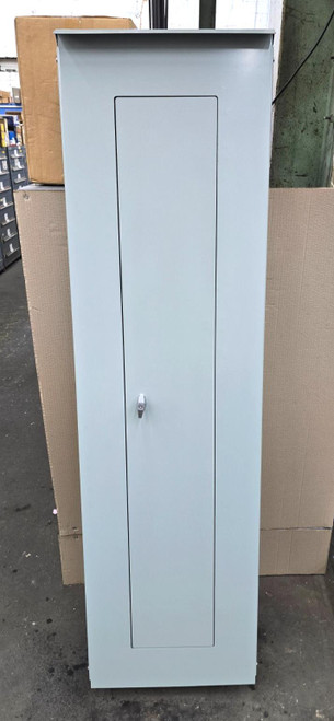 New Eaton 400 Amp Main Lug (MLO) Outdoor 3R Panelboard 208Y/120V 60C 3Ø/4W